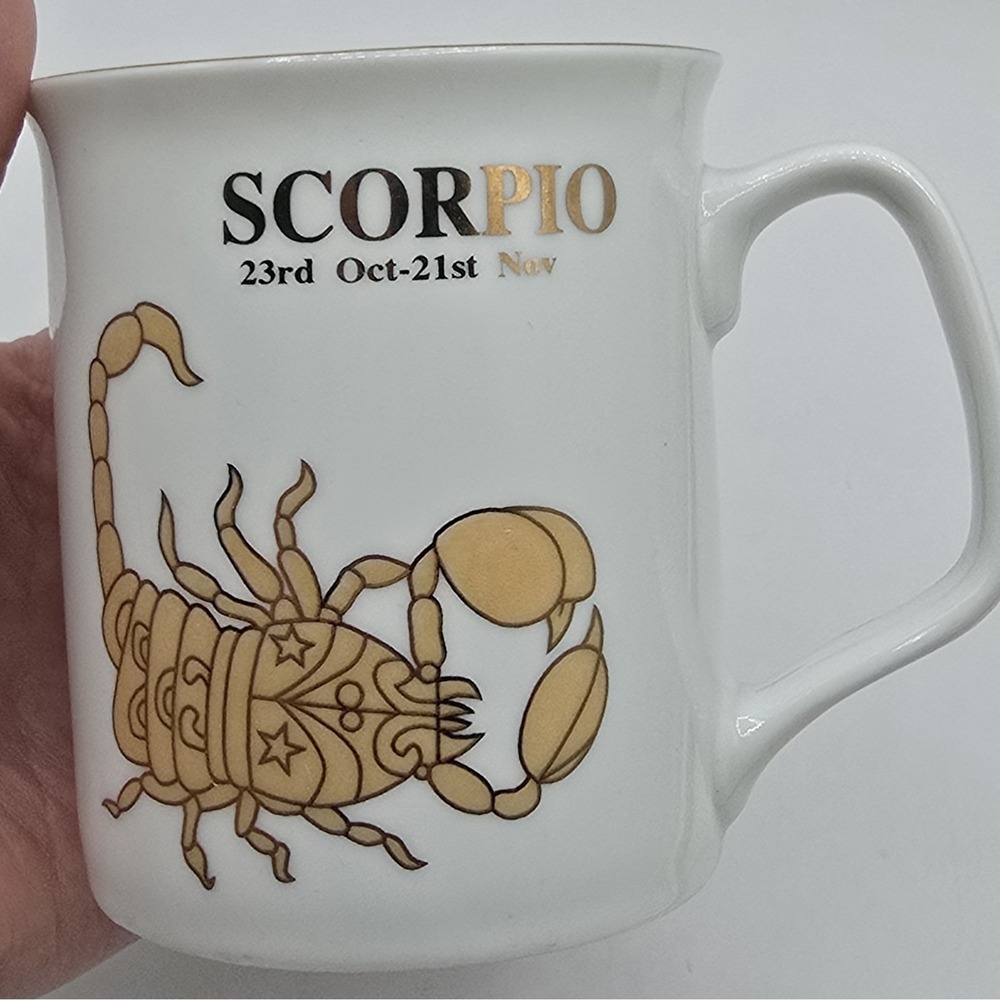 Scorpio Astrology Zodiac Sign  Coffee Mug -‎ White Gold Vintage
